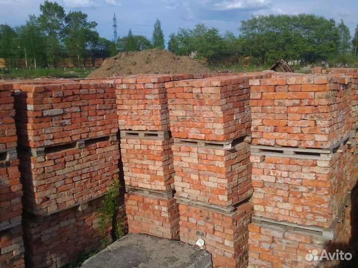 Кирпич красный