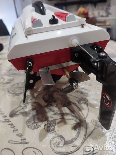 Радиоуправляемый катер на радио управлении