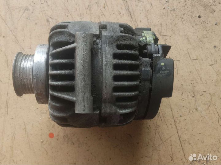 Генератор Renault Logan Sandero