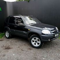 Chevrolet Niva 1.7 MT, 2010, 158 000 км, с пробегом, цена 539 000 руб.