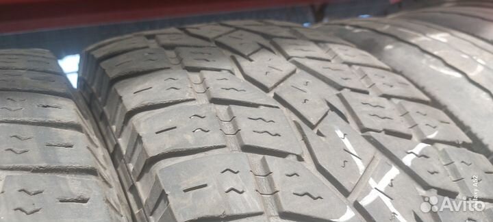 Toyo CFt 255/70 R15C