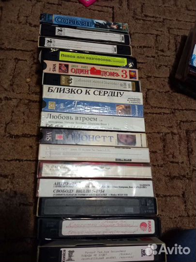 Видеокассеты