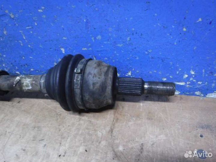 Полуось передний левый Ford Focus 3
