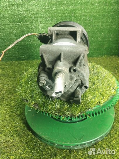 Компрессор кондиционера Renault Megane рест. 2001