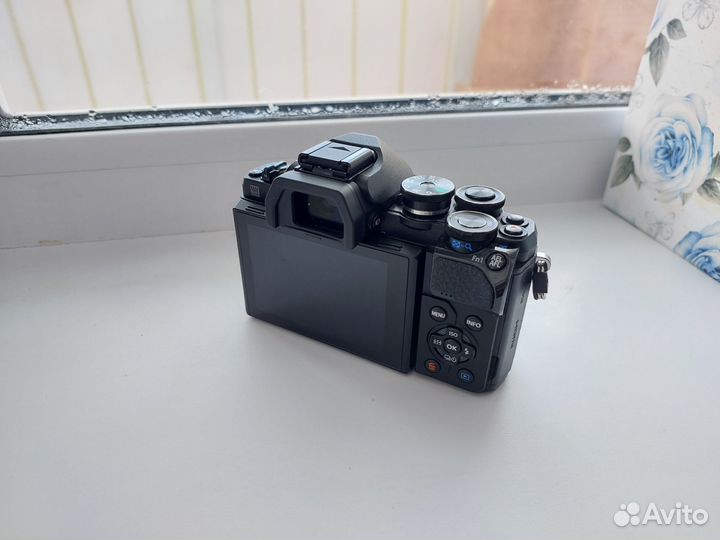 Olympus om-d e-m10 mark iii