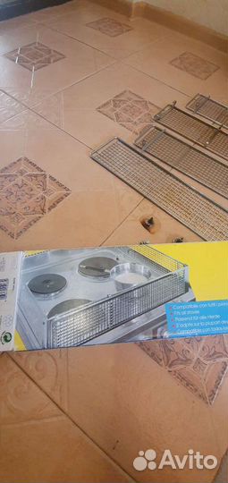 Металлическая защита для детей от ожогов chicco