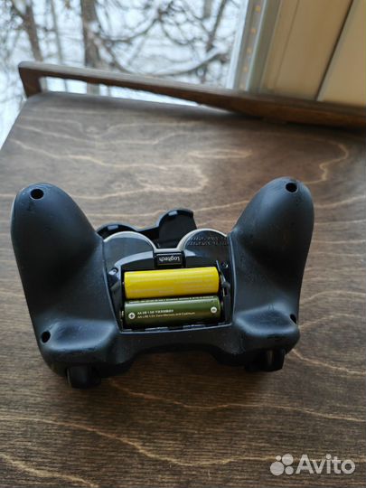 Джойстик Logitech wireless gamepad F710