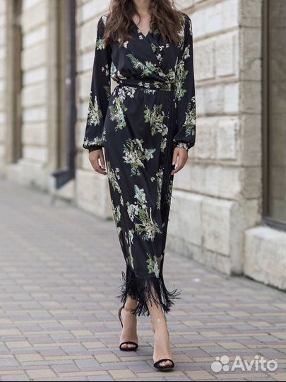 Вечернее платье в пол 42 44