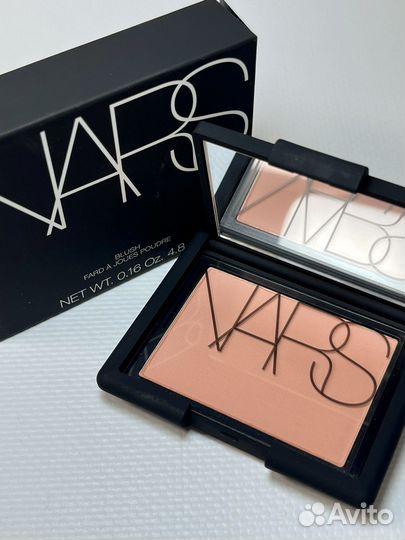 Румяна Nars gina