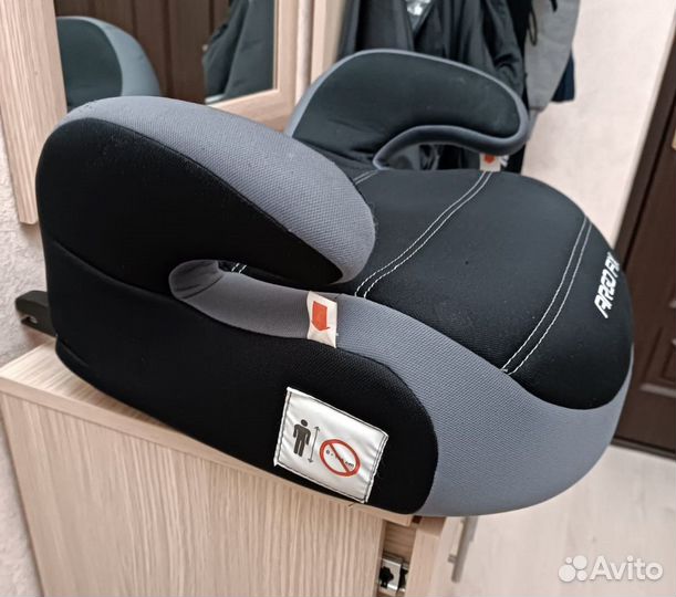 Автокресло бустер isofix