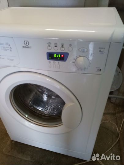 Стиральная машина indesit 6кг