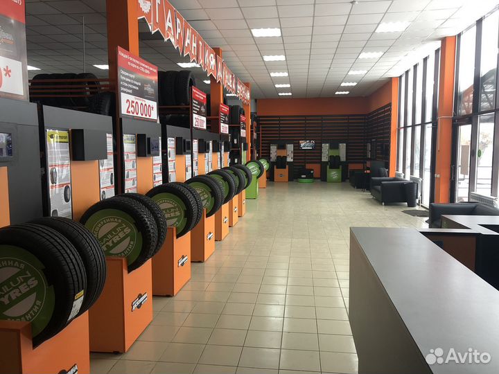 Rydanz Roadster R02 245/45 R19