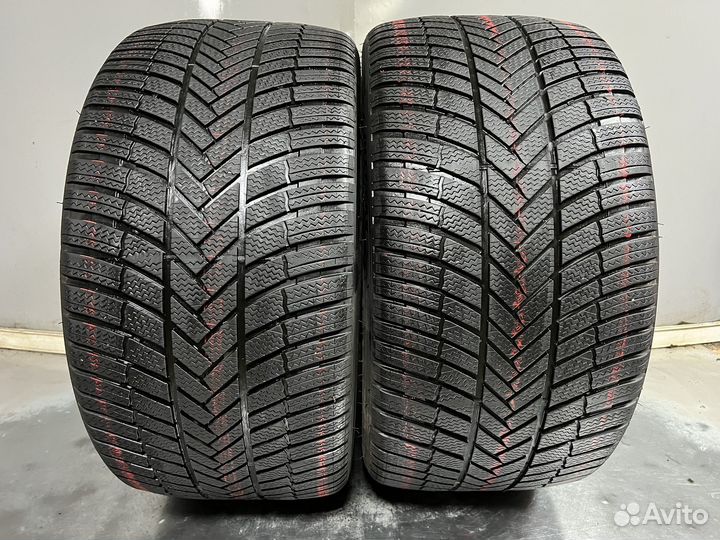 Bridgestone Blizzak LM-005 315/35 R21