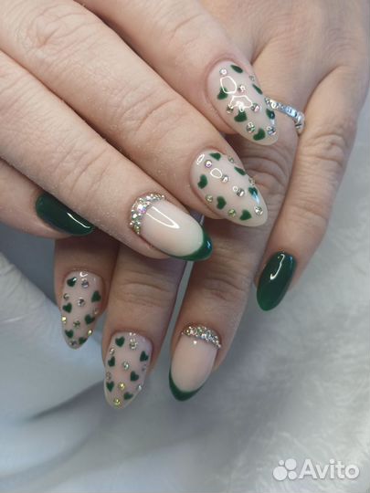 Маникюр, наращивание ногтей