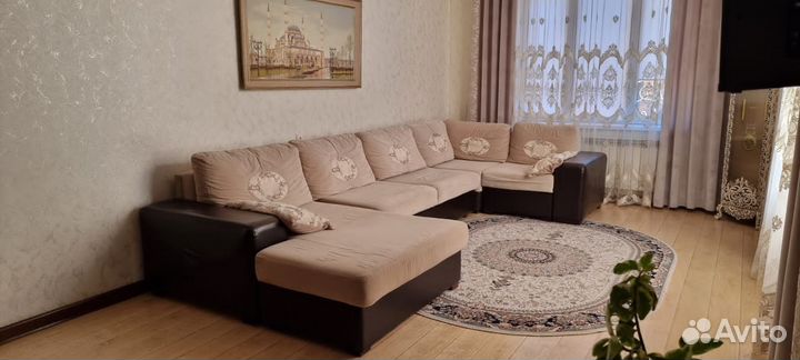 Большой угловой диван бу