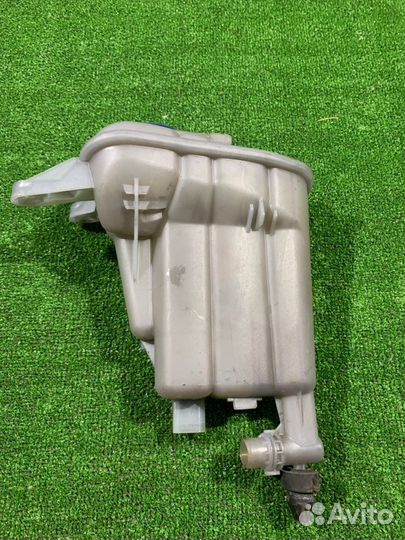 Бачок расширительный Audi A5 8T CDN 2014
