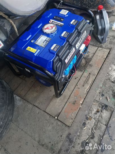 Продаю генератор