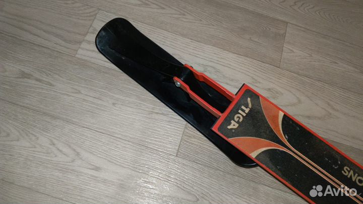 Трюковой самокат снегокат