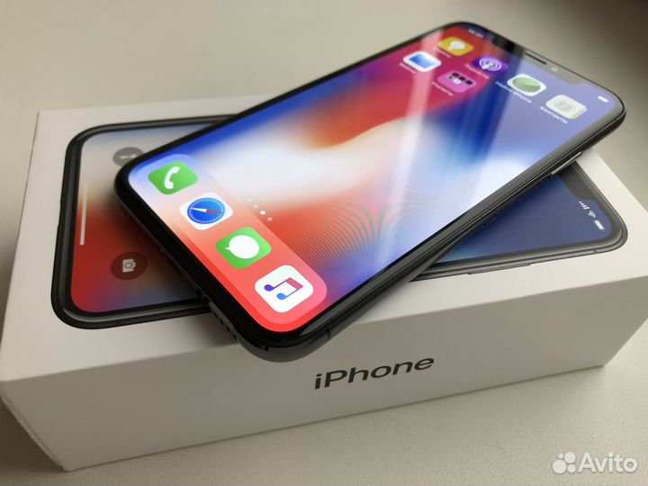 iPhone X, 64 ГБ
