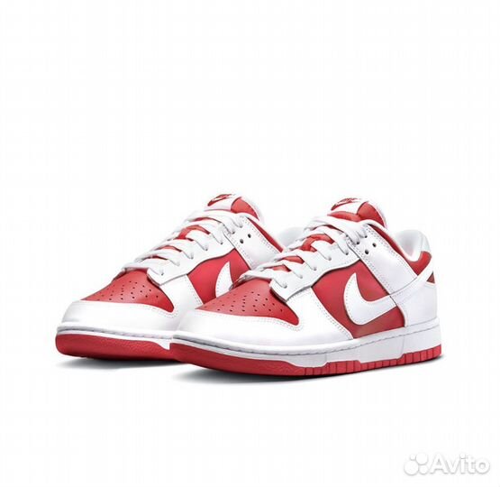 Nike Dunk low university red