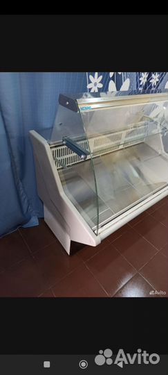 Холодильная витрина
