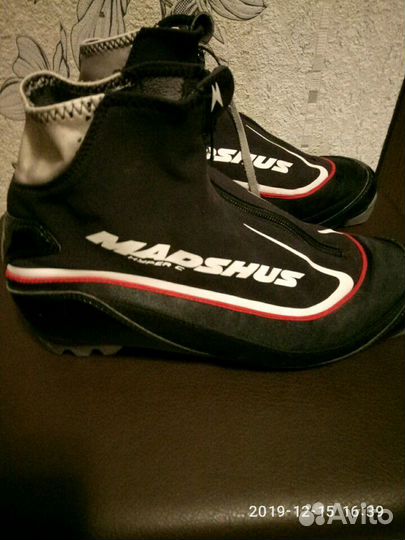 Лыжные ботинки