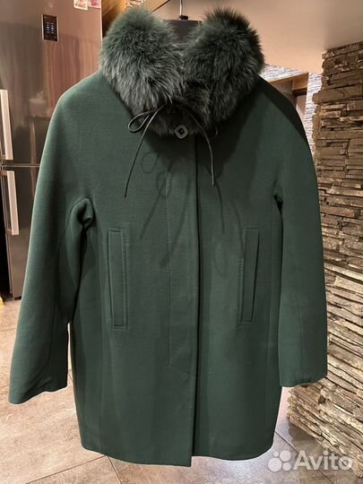 Зимнее пальто 44-46 темно-зеленое
