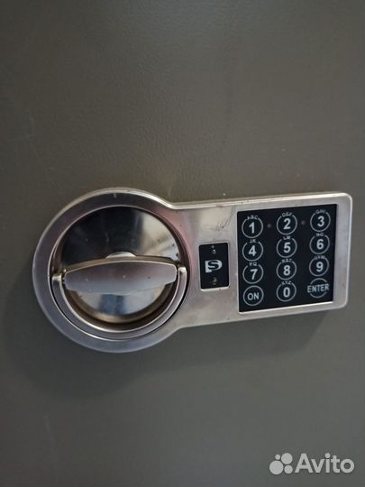 Вскрытие замков сейфов,дверей,авто