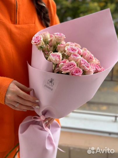 Доставка цветов за 30 минут.Кустовые розы