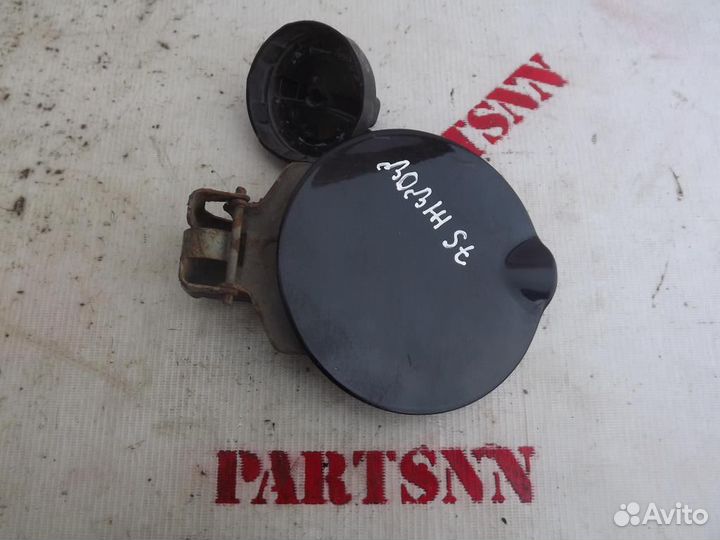 Лючок бензобака Додж Стратус