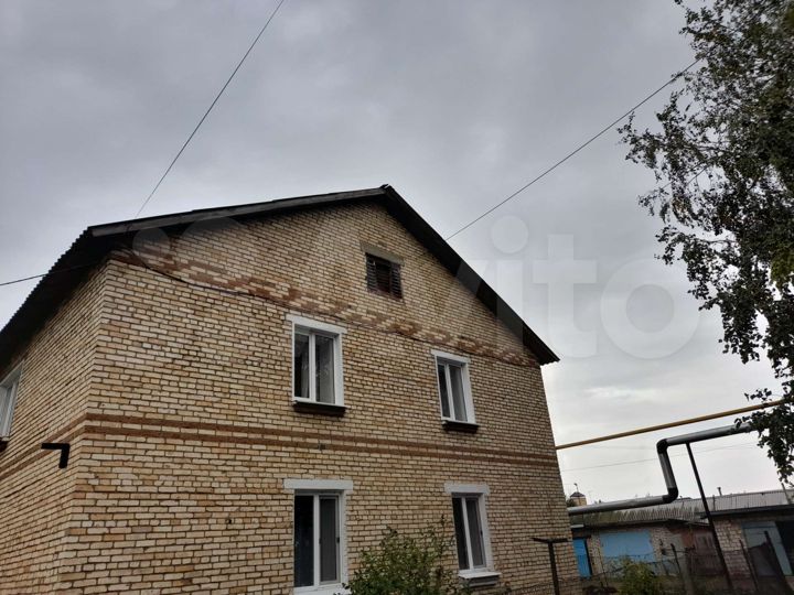 3-к. квартира, 54 м², 2/2 эт.