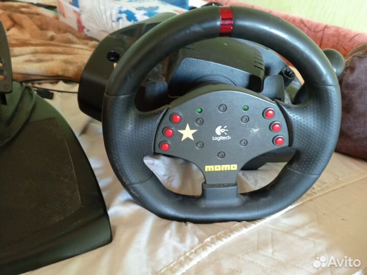 Игровой руль logitech momo racing