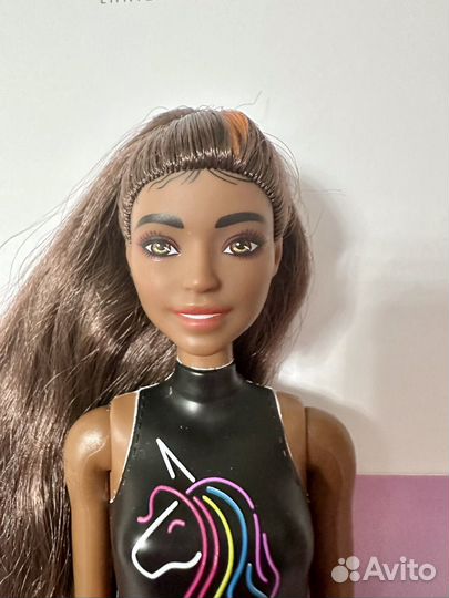 Barbie color reveal Daya