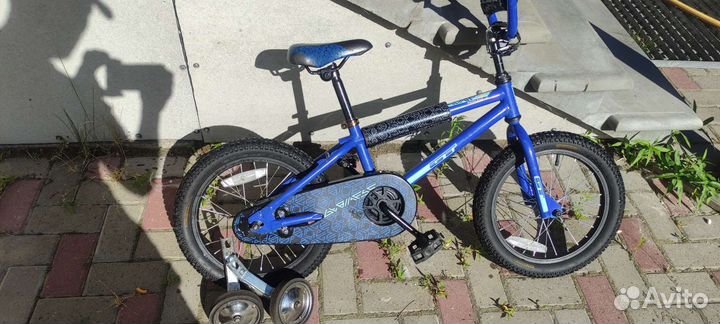 Детский велосипед 16