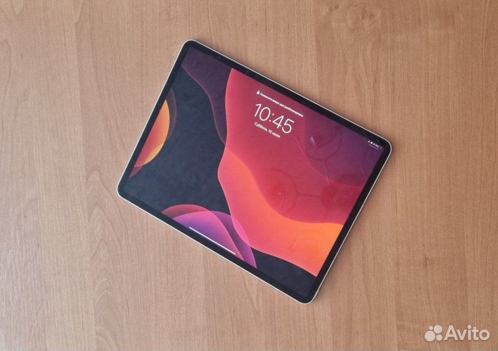 Apple iPad pro 12.9 4 поколения