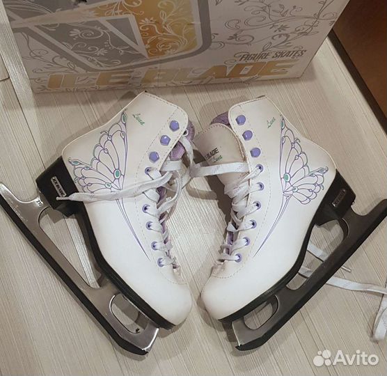 Коньки для девочки размер 33