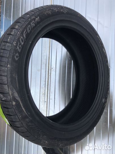 Goform GF90 235/45 R18