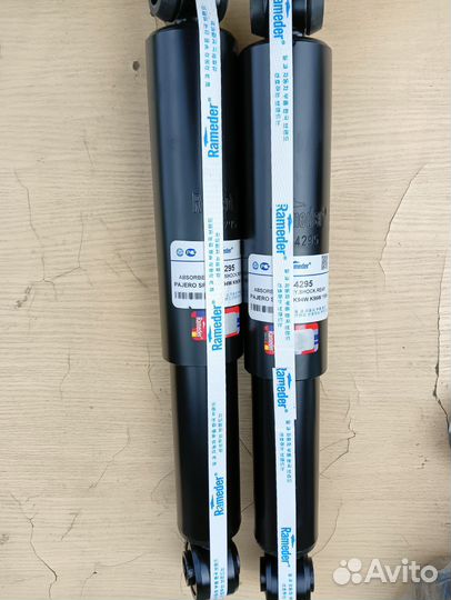 Амортизаторы задние mitsubishi montero sport 1