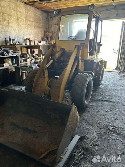 Фронтальный погрузчик Yongyi 939, 2000