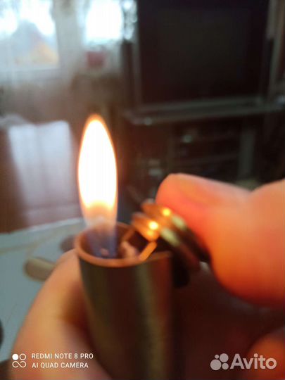 Зажигалка газовая