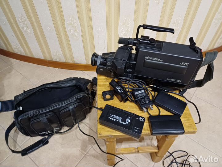 Видеокамера профи