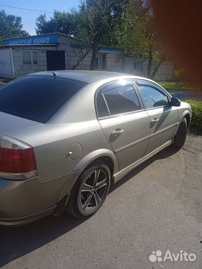 Opel Vectra 2.2 МТ, 2004, 388 000 км