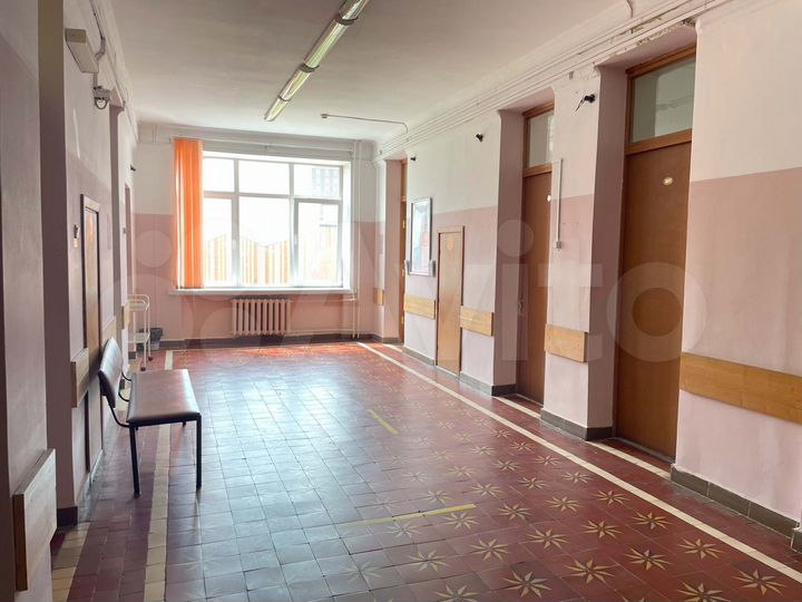 Свободного назначения, 640 м²