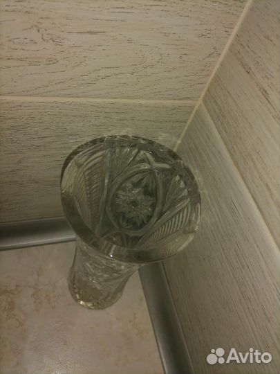 Хрустальная ваза