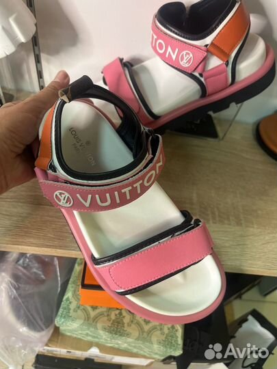 Сандалии louis vuitton 36,37