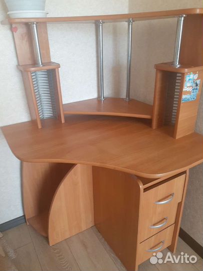 Компьютерный стол бу