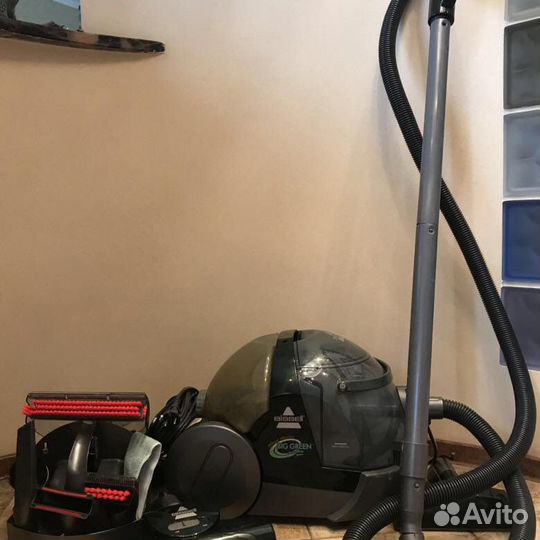 Моющий пылесос bissell