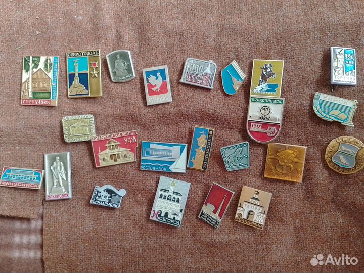 Значки советских времен