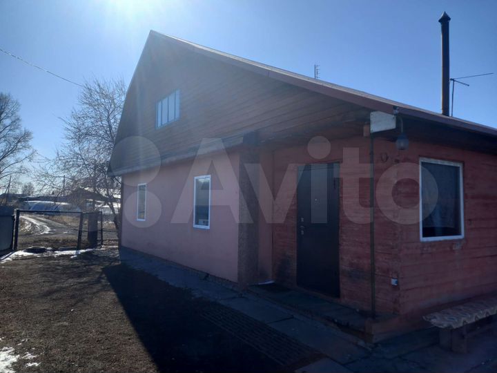 Дом 80 м² на участке 42 сот.