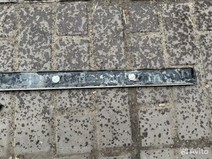 Молдинг передней левой двери Peugeot 407